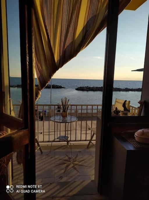Casa Vacanze Marina Di Pisa Catola מראה חיצוני תמונה