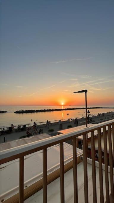 Casa Vacanze Marina Di Pisa Catola מראה חיצוני תמונה
