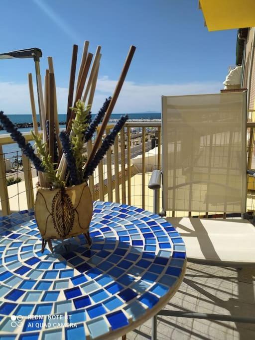 Casa Vacanze Marina Di Pisa Catola מראה חיצוני תמונה